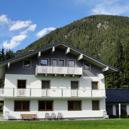 Gaestehaus Bergrast سخلادميخ المظهر الخارجي الصورة